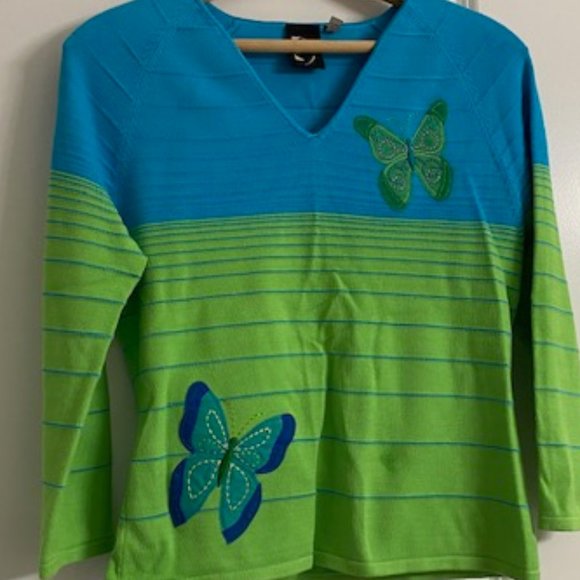New HUME 3/4-slv TURQUOISE LIME SWEATER Applique Embroidered BUTTERFLIES * M - Picture 3 of 11